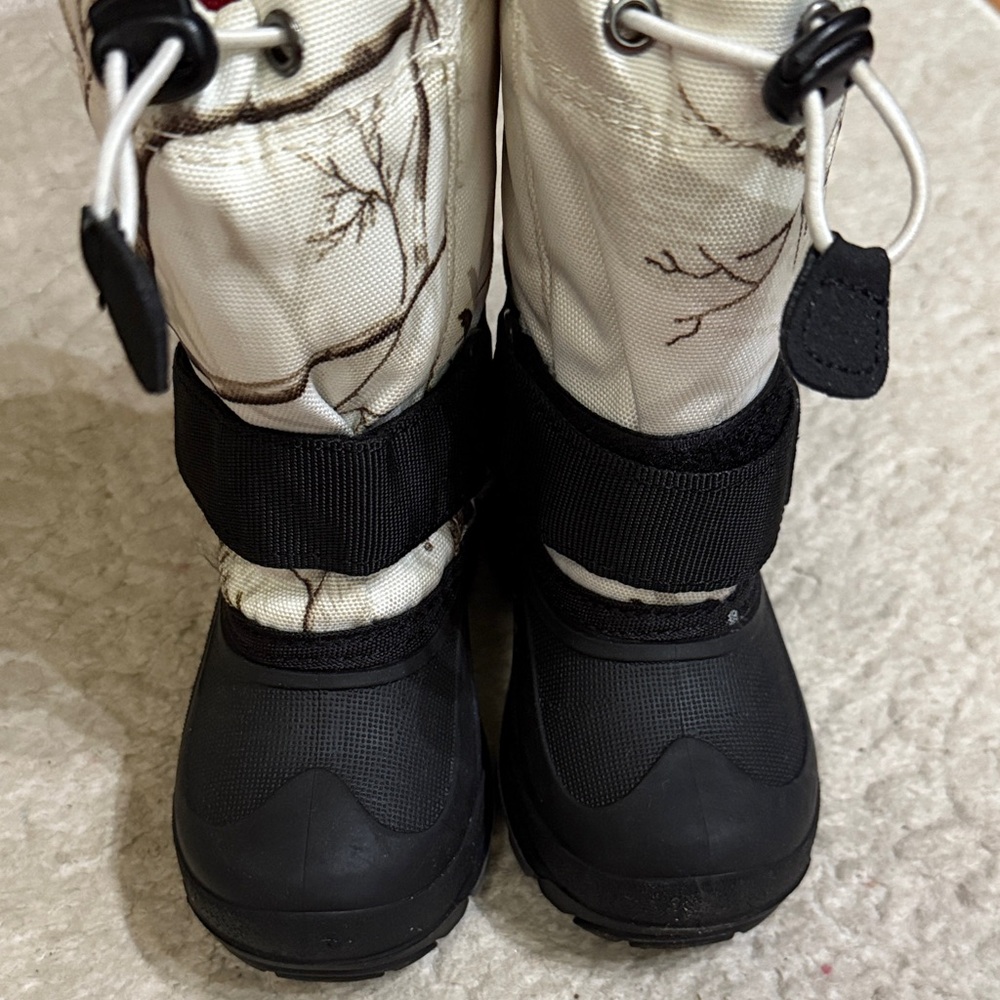 Kamik Black and Cream Winter Boots